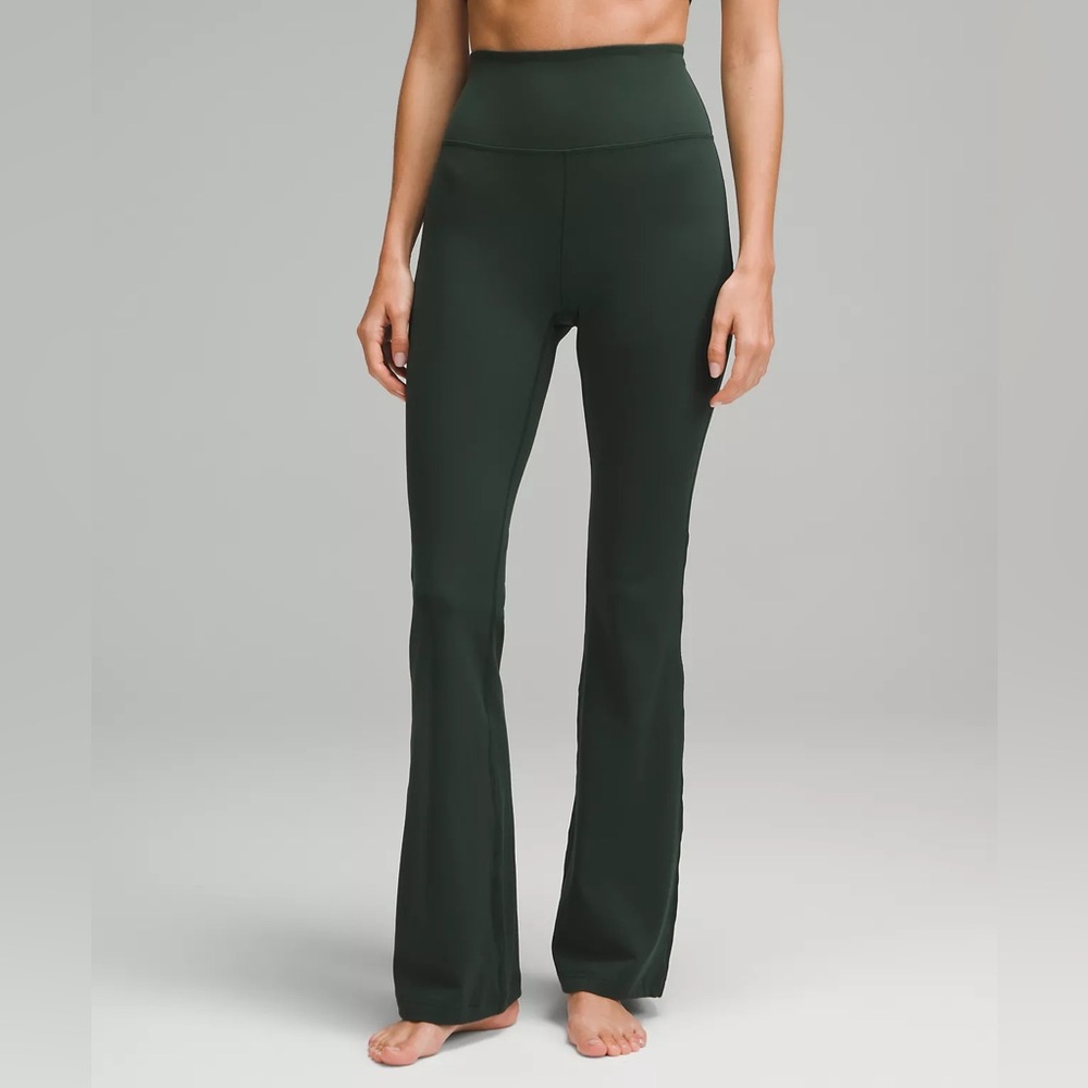 Lululemon - Groove Nulu Super High-Rise Flared Pant - size 10